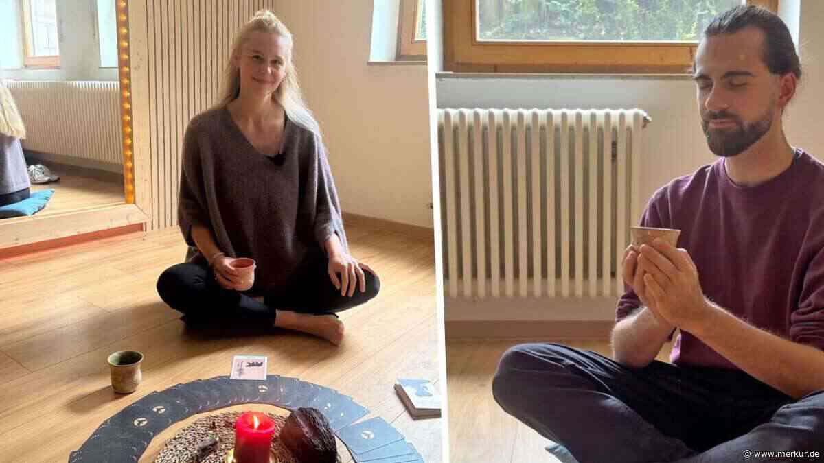 Ein Becher voll Entspannung: Echinger Yogalehrerin bietet Kakaozeremonien an – Wir machen den Test