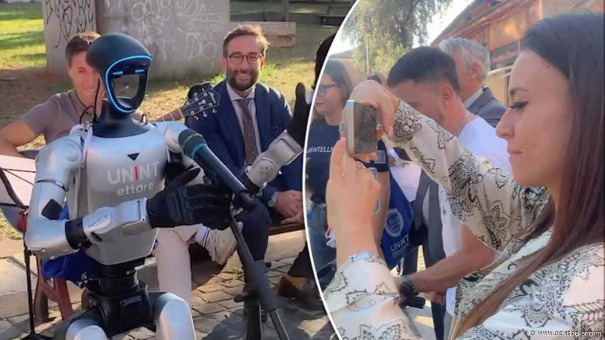 Hilarisch: robot zingt vals voor toeschouwers in Rome