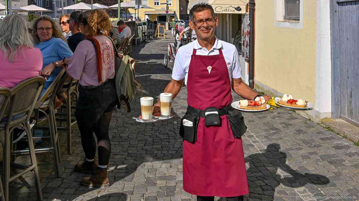 „Im Sommer muss man hier herkommen“: So genießen Eisfans die letzten warmen Tage
