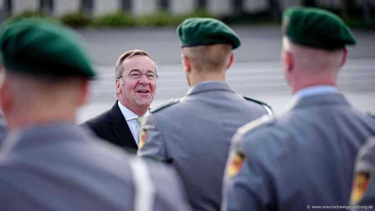Bundeswehr: Pistorius stellt neues Drohnenregiment in Niedersachsen auf