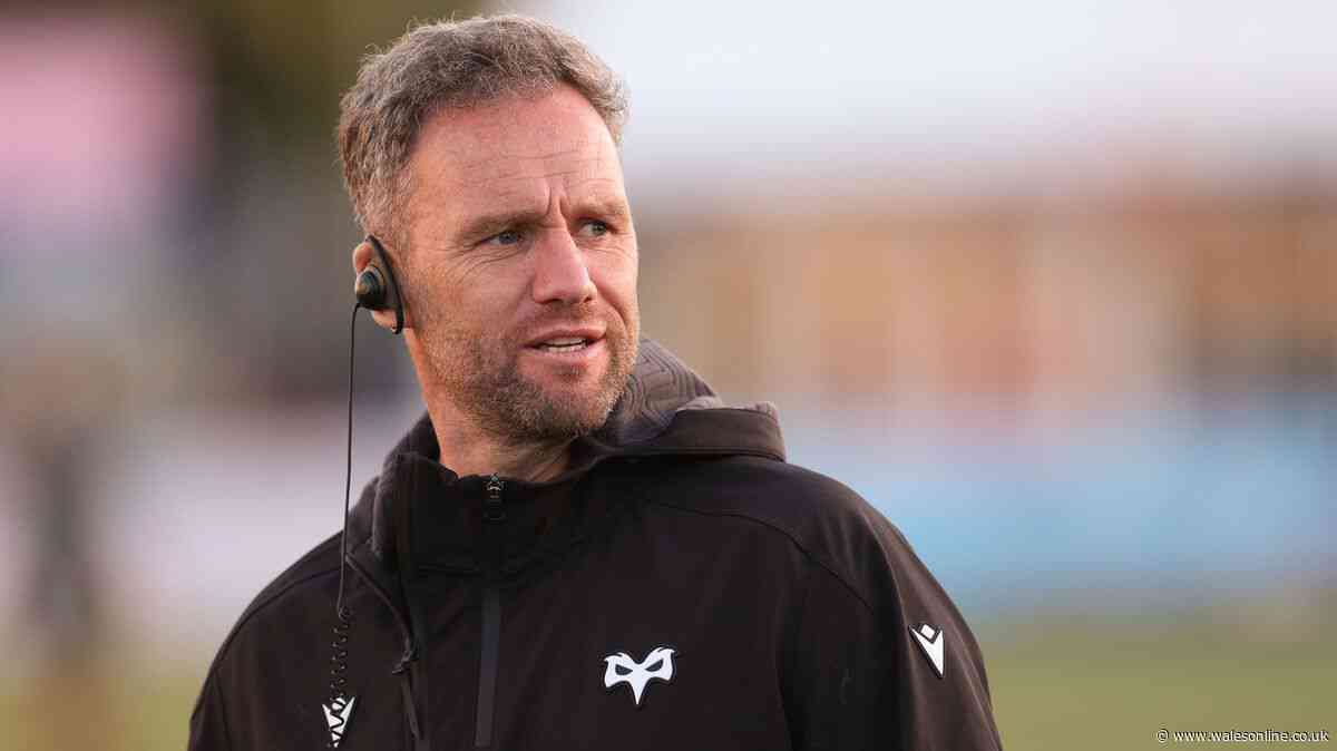 Welsh coach tears up team, teenage prodigy to make debut and rugby chief quits