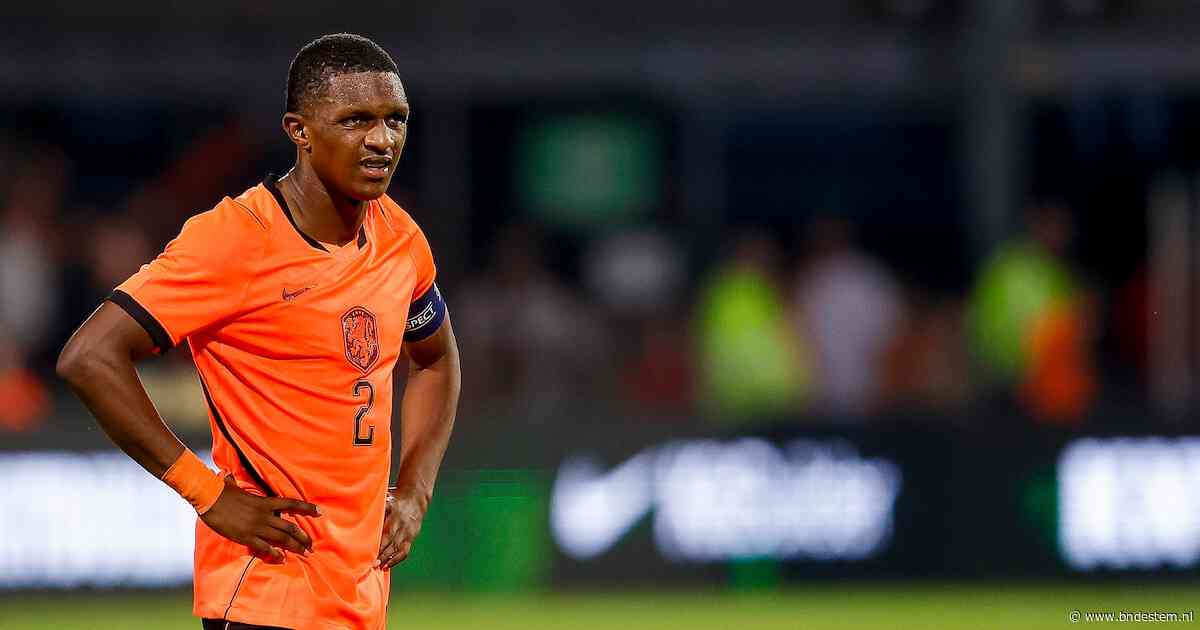 ‘Dat zou een schande zijn’: EK dreigt aan Jong Oranje en aanvoerder Givairo Read voorbij te gaan