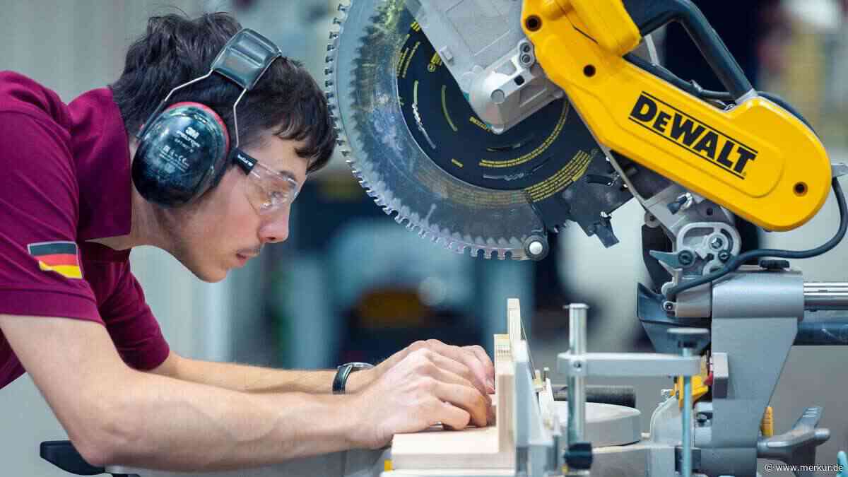 Weltmeister mit einem Punkt Vorsprung: Schreiner aus Stötten holt WM-Gold