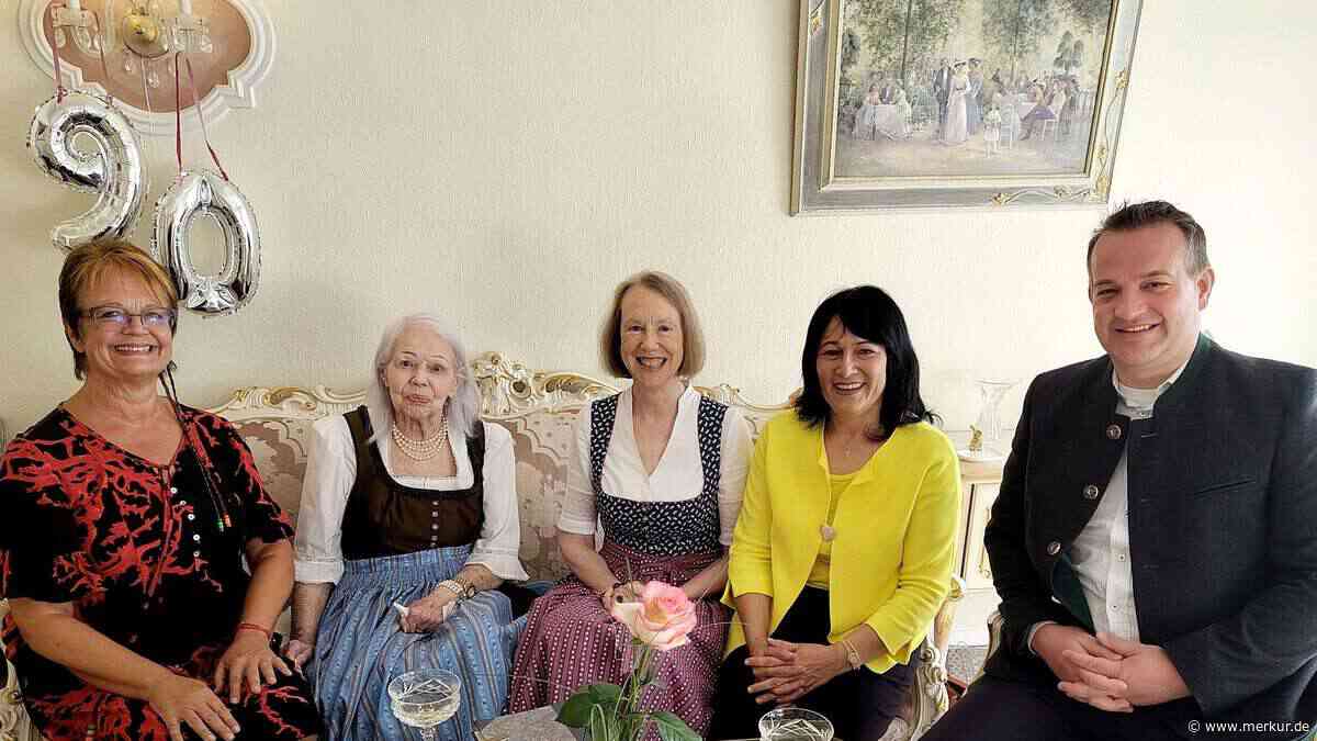 „Zieh die Puschen aus“: Helma Riebesell feiert 90. Geburtstag – und tanzte bis zuletzt Tango in der Küche