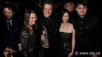 Jim Carrey marries Min Ah months after going public with relationship