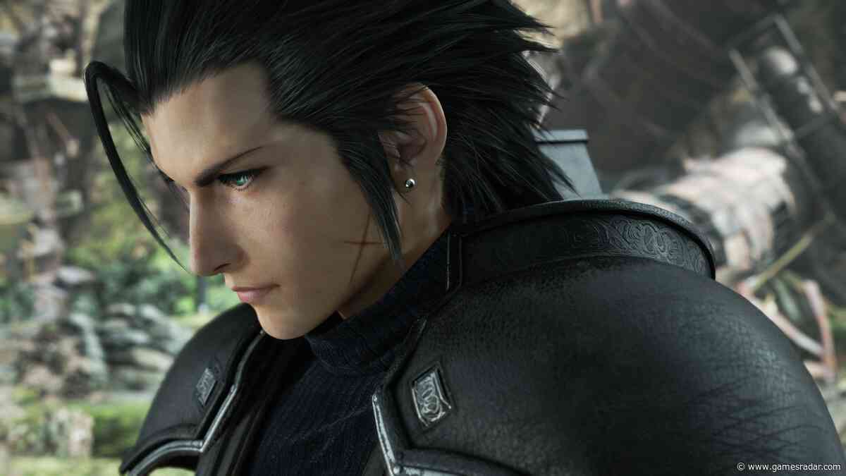 Final Fantasy 7 Revelation battle lead doesn't know the best way to balance real-time and turn-based
