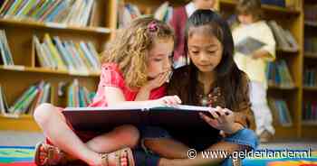 Het is Kinderboekenweek: zo krijg je je kind weer aan het lezen