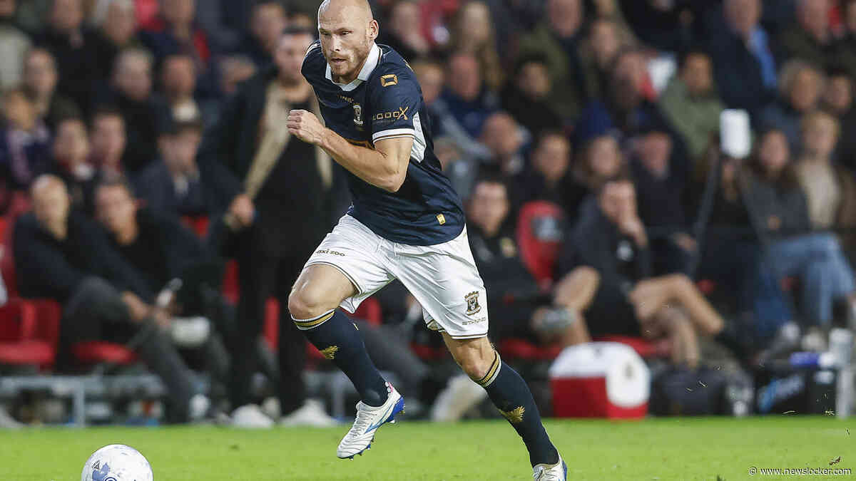 Go Ahead-verdediger Gerrit Nauber die been brak bij stuntzege op Aston Villa na bijna jaar terug