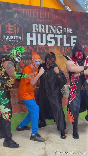 Noche de México en casa 🇲🇽 #shorts | Houston Dynamo FC