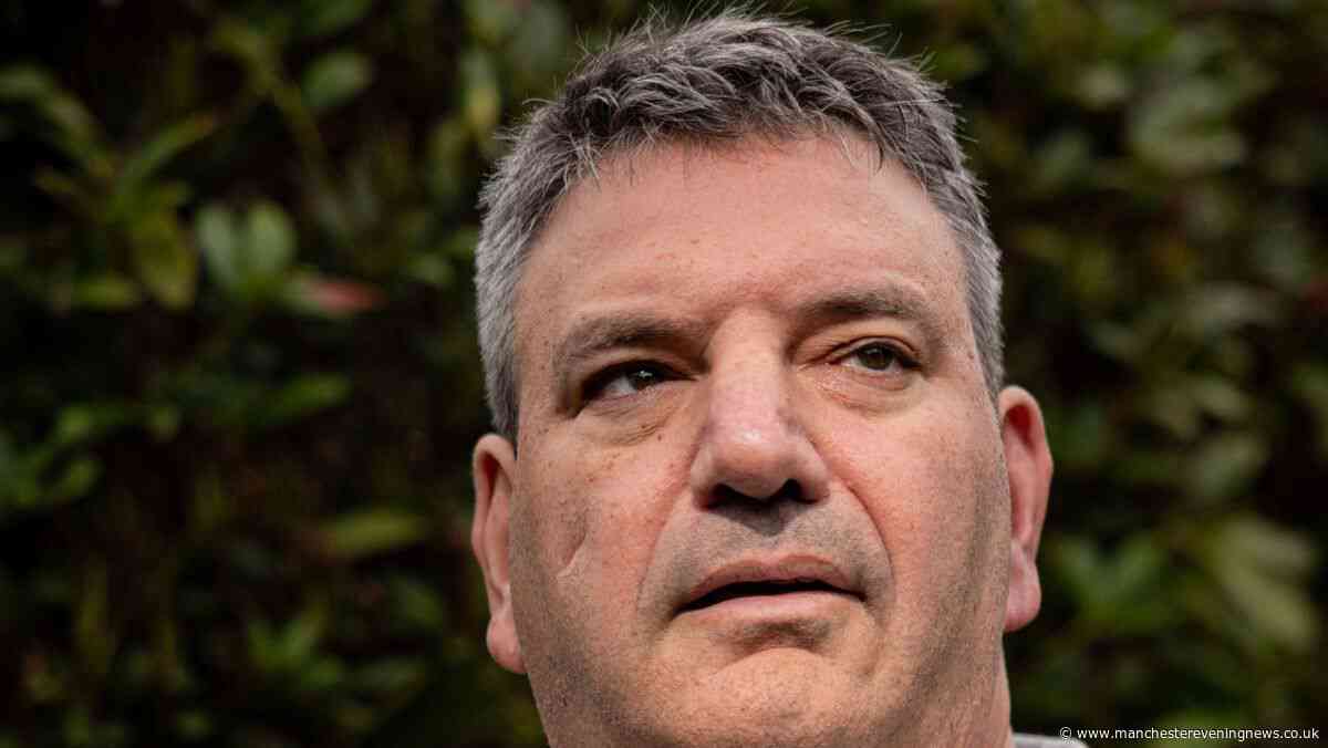 After being stabbed three times by vile synagogue terrorist, what he did next saved hundreds