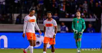 Oranje in de problemen: na afgekeurde goal openen Grieken alsnog de score