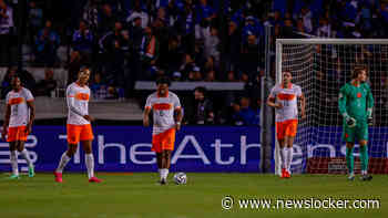 LIVE Nations League | Nederlands elftal krijgt vlak voor rust na gepruts nieuwe dreun te verwerken van Griekenland