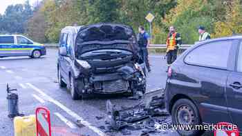 Zwei Autos krachen frontal zusammen: Unfall in Hessen fordert vier Verletzte, darunter Kinder