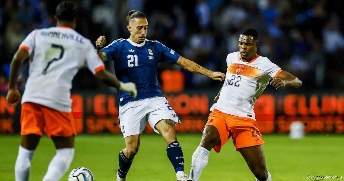 LIVE Nations League | Tijd dringt voor Oranje in jacht op gelijkmaker tegen Grieken, Dumfries ziet voor tweede keer goal afgekeurd