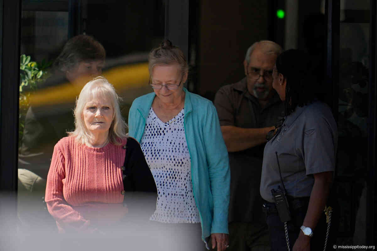 Christa Pike is alive a day after Tennessee’s failed attempt to execute her, her lawyers say