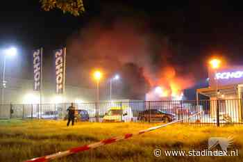 Zeer grote brand bedrijfsverzamelgebouw Bolderweg Almere Buiten