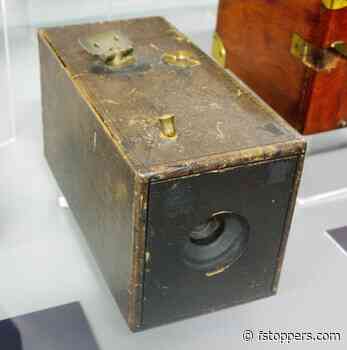 When Photography Was Illegal: A History of Camera Bans, From Trains to Courtrooms