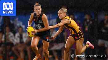 Carlton continues push for AFLW top four in win over Hawks