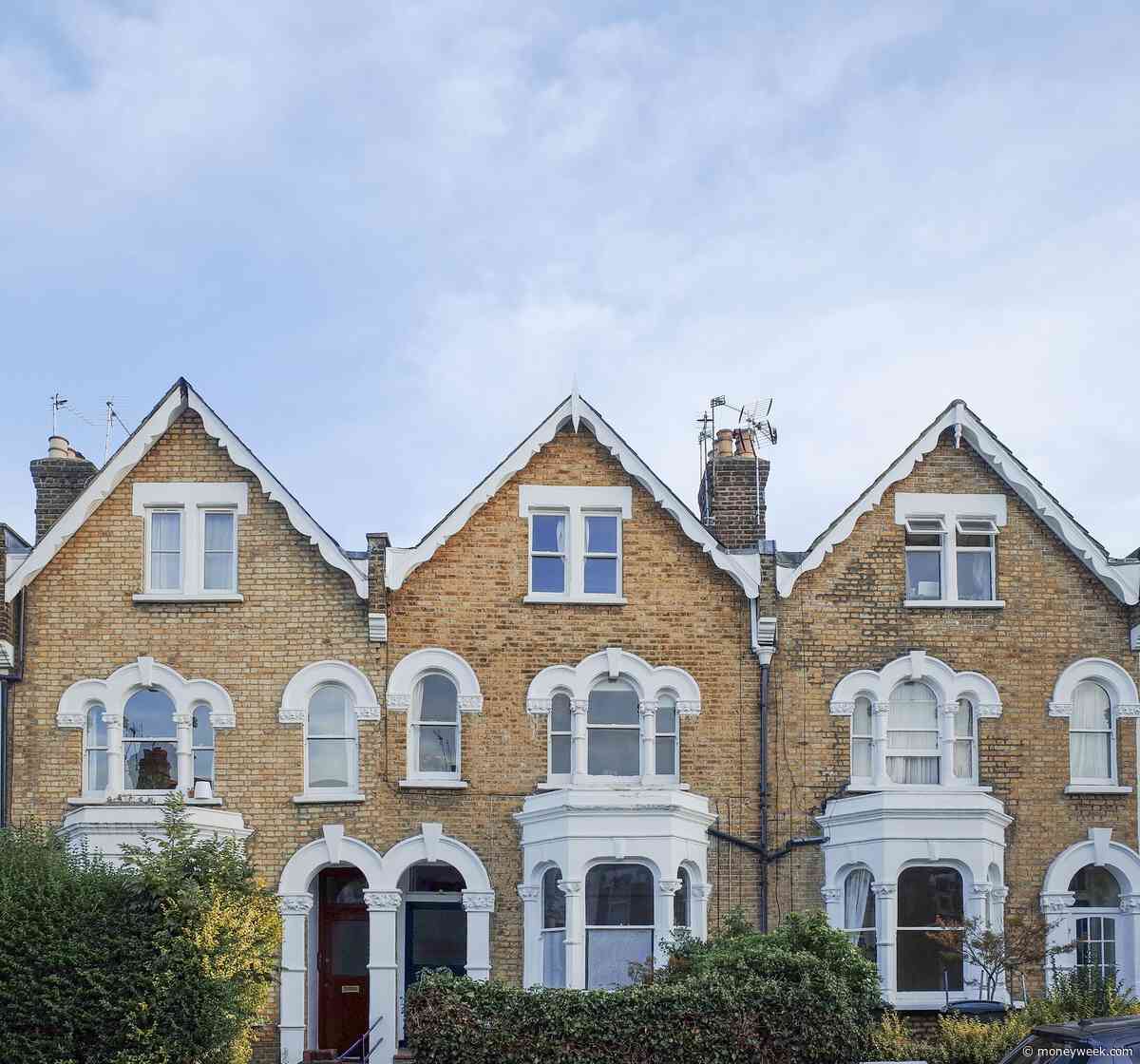 Lloyds: House price affordability hits 11-year high