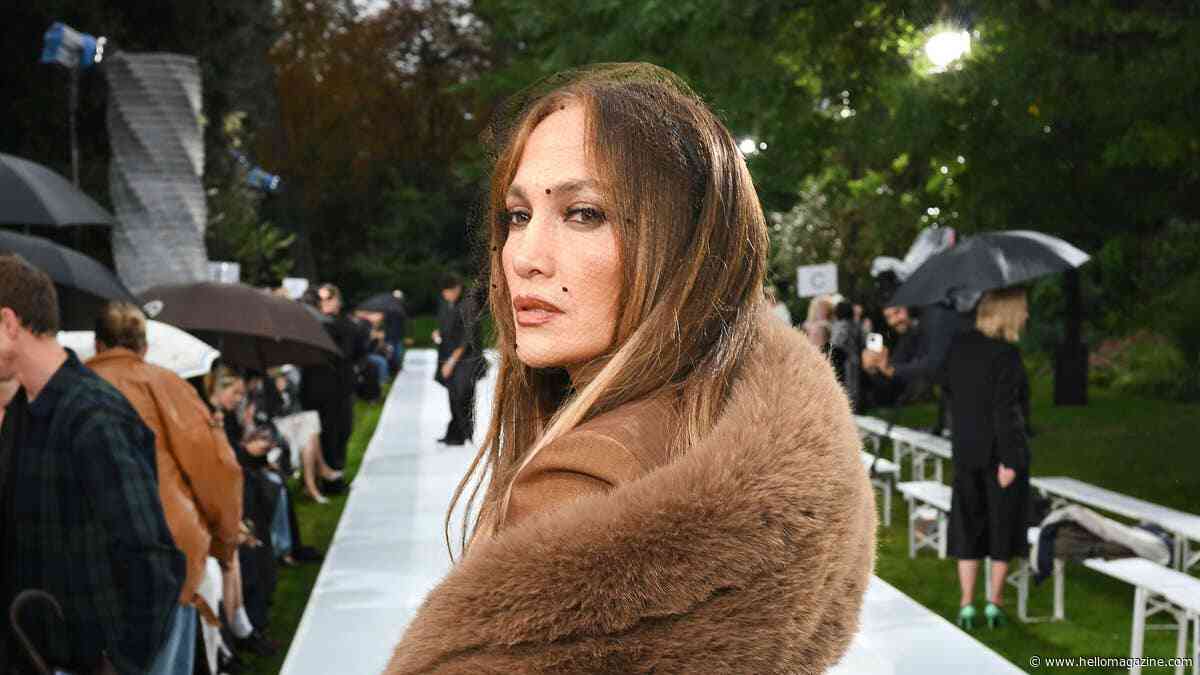 Jennifer Lopez has tense moment at Paris Fashion Week amid unexpected drama