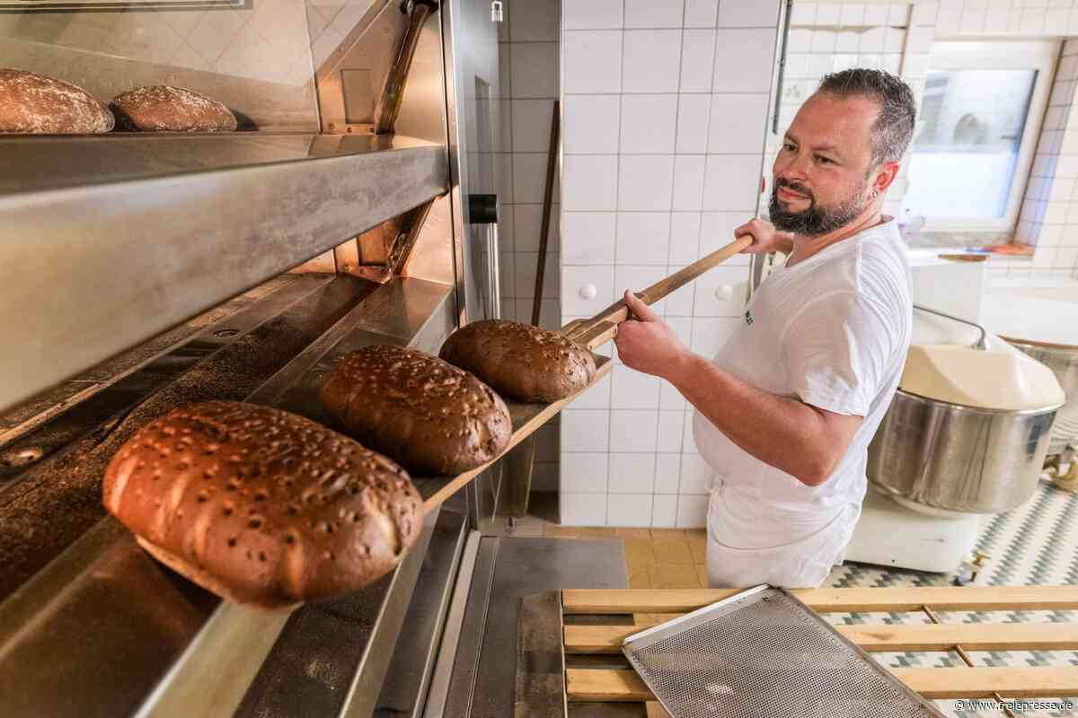 Traditionsbäckerei im Erzgebirge: Wo täglich 100 Brote und 400 Brötchen über den Tresen gehen