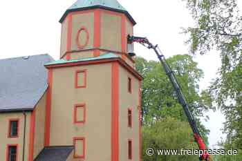 Glockenweihe im Erzgebirge: Drei neue Bronzeglocken für die Elisabethkirche in Zethau