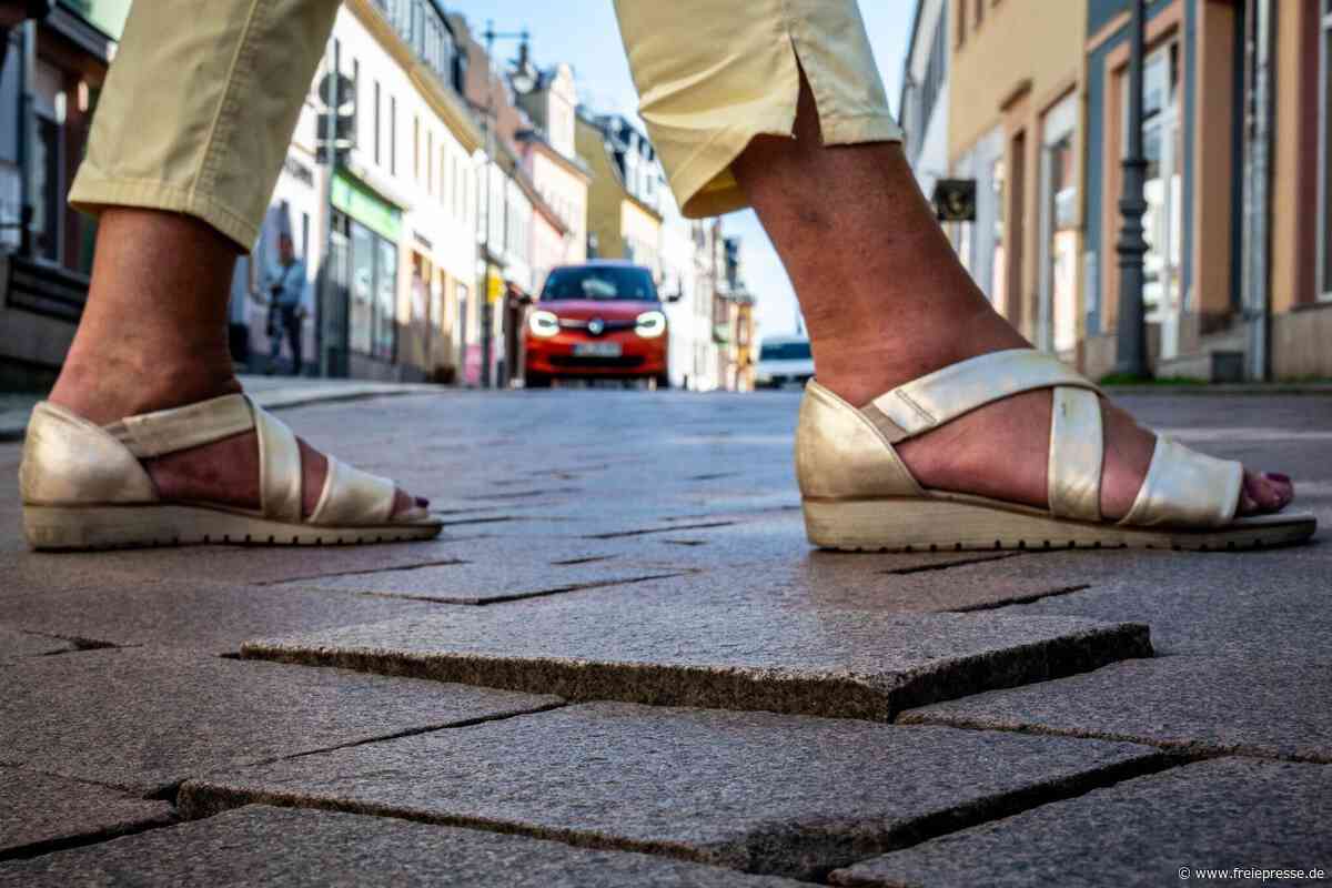 Schon in diesem Jahr: Arbeiten am Pflaster von Rochlitzer Straße in Mittweida