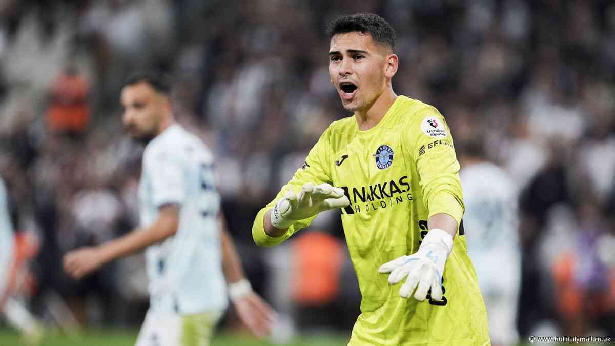 Hull City reach January transfer 'agreement' for record-breaking goalkeeper