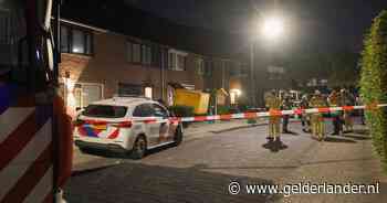 Explosie bij woning in Veenendaal, voordeur weggeblazen