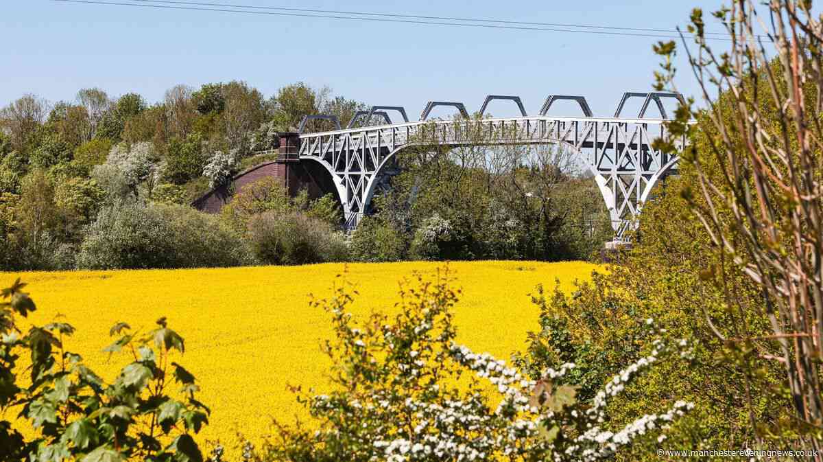 Couple 'absolutely distraught' as £1 Warburton Toll Bridge leaves them facing £620 fine