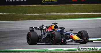 Max Verstappen laat de rest van het veld ruim achter zich tijdens loodzware eerste training in Maleisië