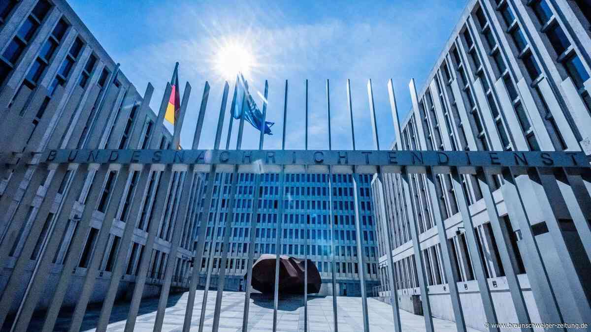 Nach Datendiebstahl: Handynummer des BND-Vize im Internet auffindbar