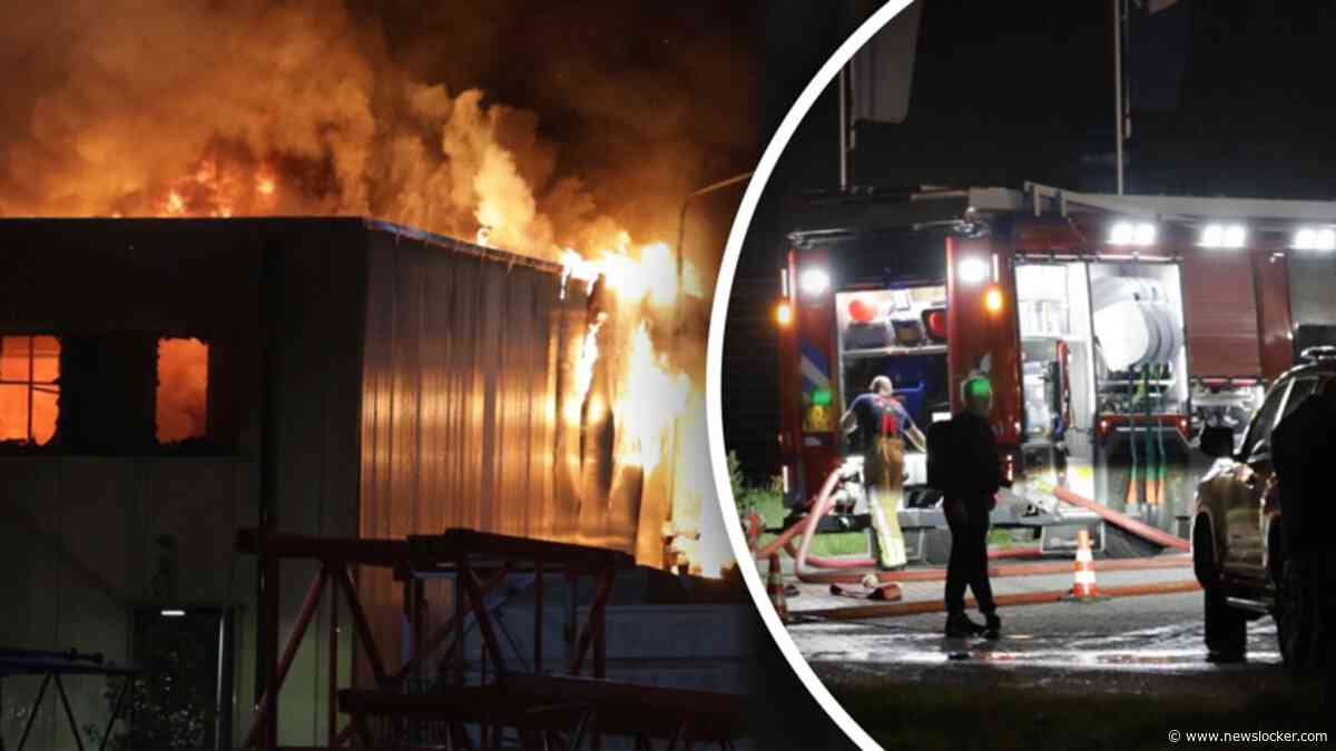 Enorme vlammenzee bij zeer grote brand in Almere Buiten