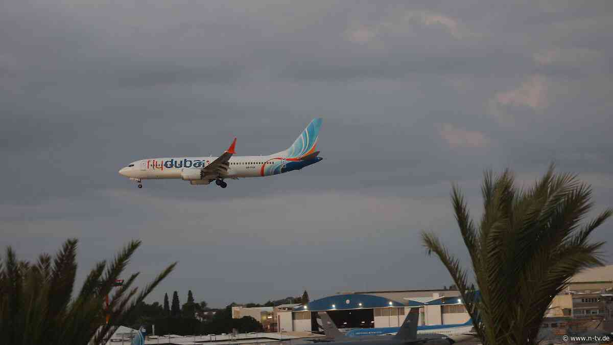 "Werden sehr hart getroffen": Trump droht Iran mit Konsequenzen im Fall von Beteiligung an Flydubai-Vorfall