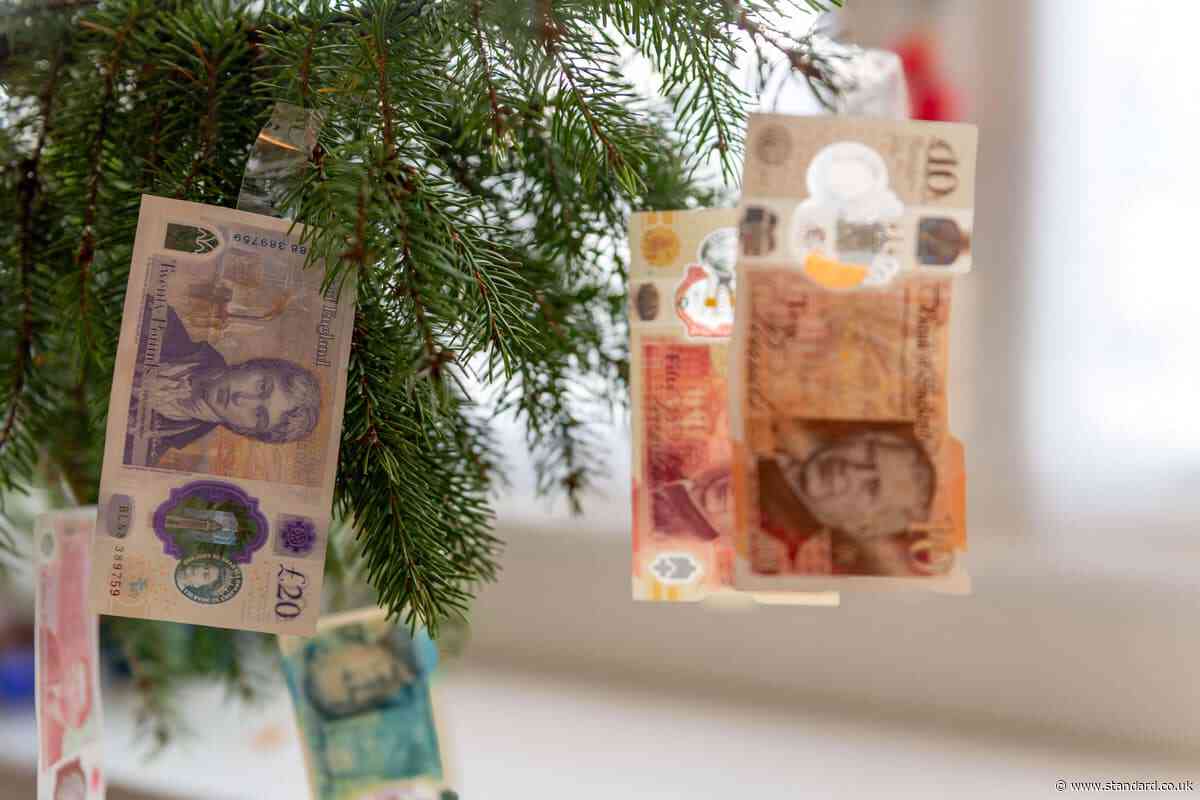 9 bad money habits to avoid in the lead-up to Christmas