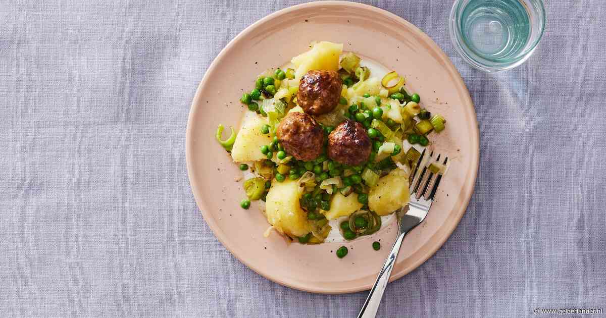 Wat Eten We Vandaag: Preistoof met gehaktballetjes en gekookte aardappel