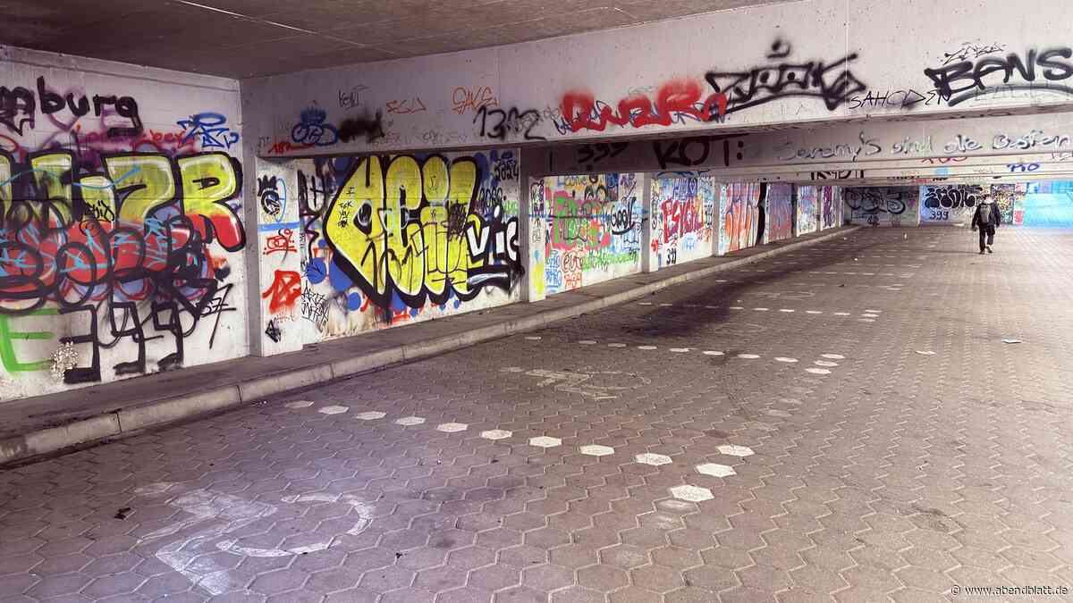 Parkgarage am Tibarg mit Ekelfaktor: Warum Polizei und Bezirk machtlos sind