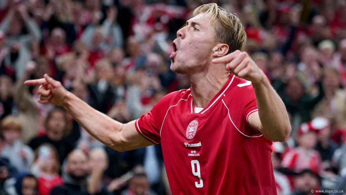 Højlund celebrates goal with Ronaldo 'Siuuu'