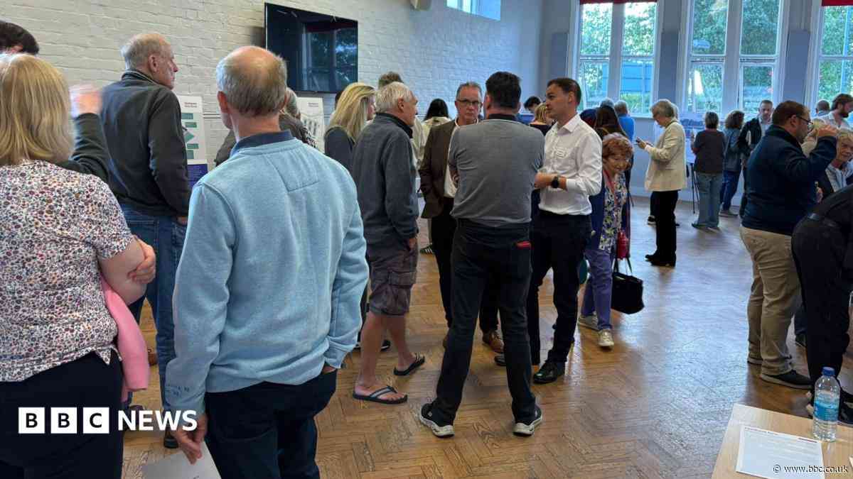 More than 100 turn out for data centre meeting amid concerns