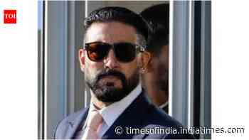 Kajra Re 2.0: Abhishek says he’s down for it; wants Aishwarya and Amitabh on board
