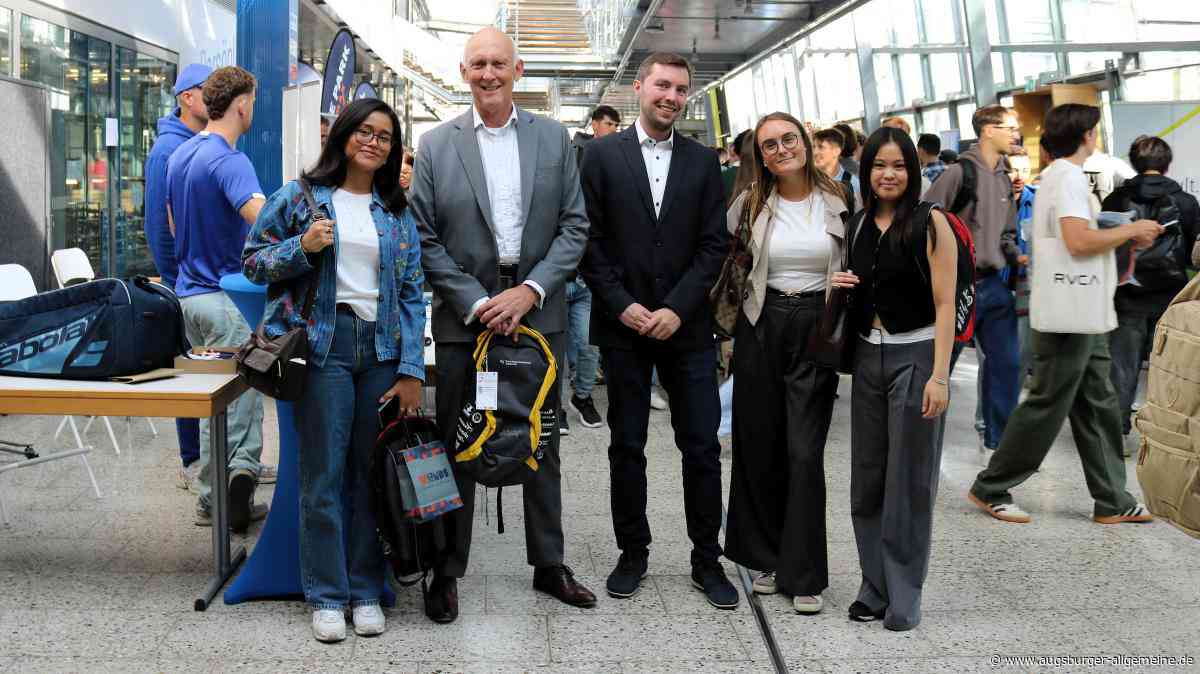 120 Erstsemester starten am THI-Campus Neuburg