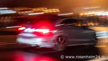 Raser überholt Polizeistreife auf A8 – über 200 km/h bei erlaubten 120 gefahren