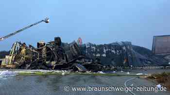 Großbrand in Helmstedt: Feuerwehr beendet Einsatz, Straßen wieder freigegeben
