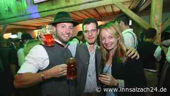 DJ-Sound und jede Menge Drinks: So ausgelassen feierten die Haager zum Start des Herbstfestes