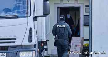 Polizeiaktion gegen Nazi-Musik - 33.000 Tonträger gefunden