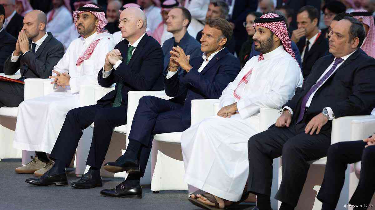 Machtkampf bei der FIFA: Arabische Verbände bleiben Gianni Infantino treu