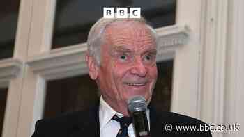Jeffrey Archer releases final book