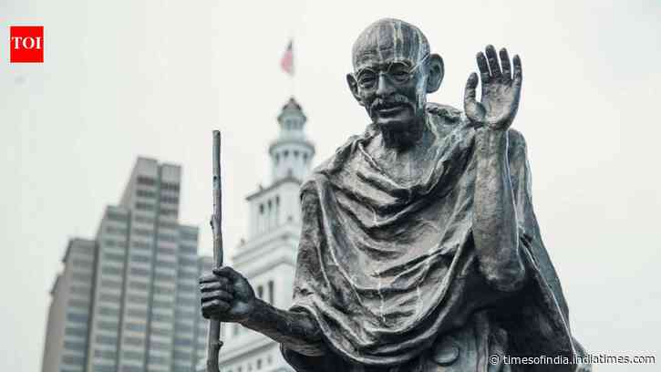 From London to Moscow: 10 places around the world where you’ll find Mahatma Gandhi