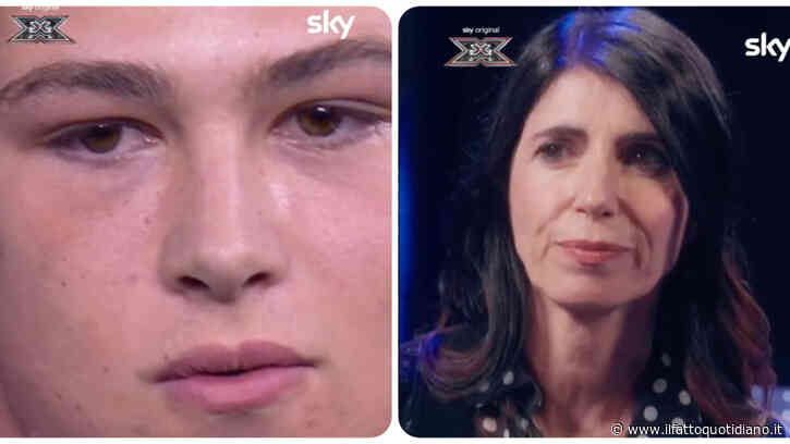 X Factor 2026, Giorgia si commuove dietro le quinte: il 18enne che ha cantato Alex Baroni la lascia senza parole. Poi i quattro giudici bocciano la performance