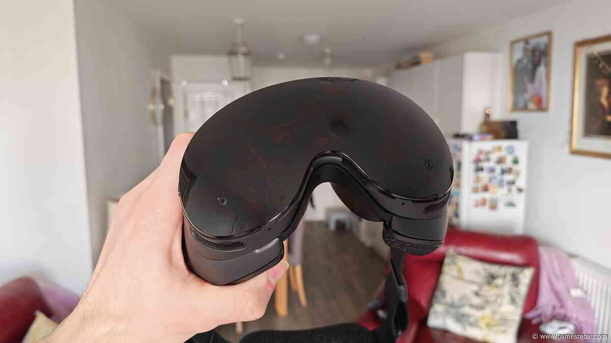 I played an evening of Big Walk on Steam Frame, and it felt like wearing a Steam Deck on my face